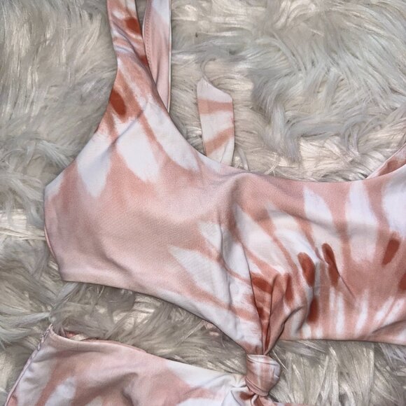 Aerie Tie Dye Twist Middle Cutout One Piece - Picture 4 of 6